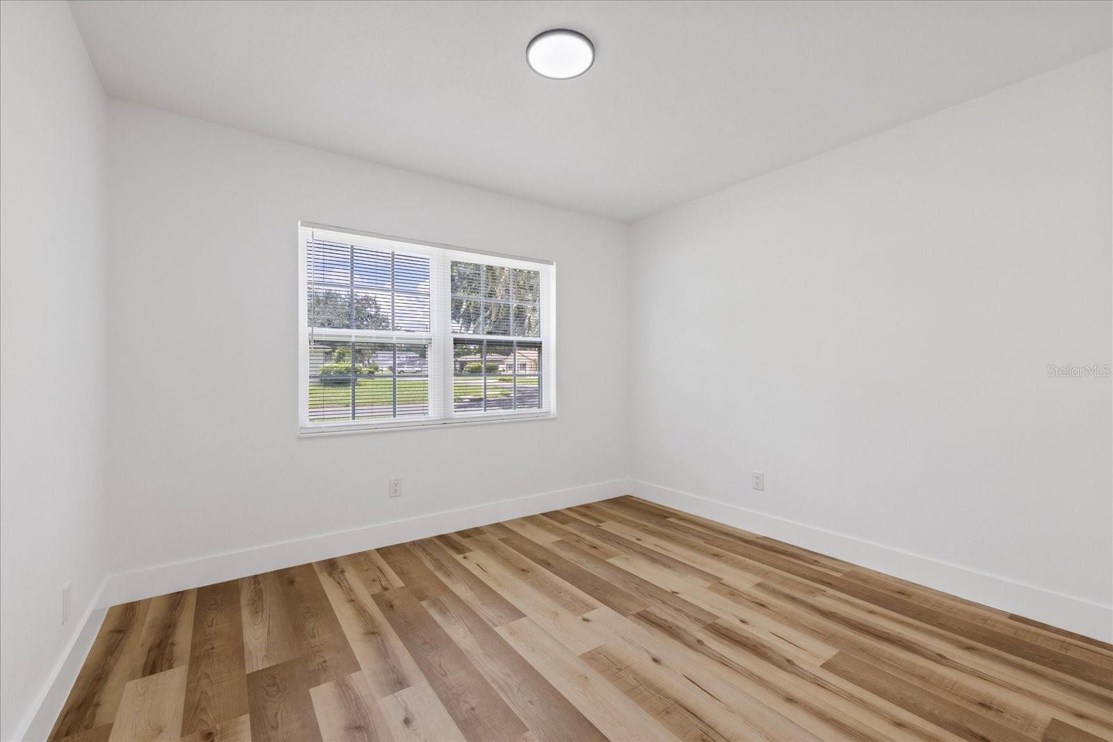 2928 FOREST CIR — photo 41