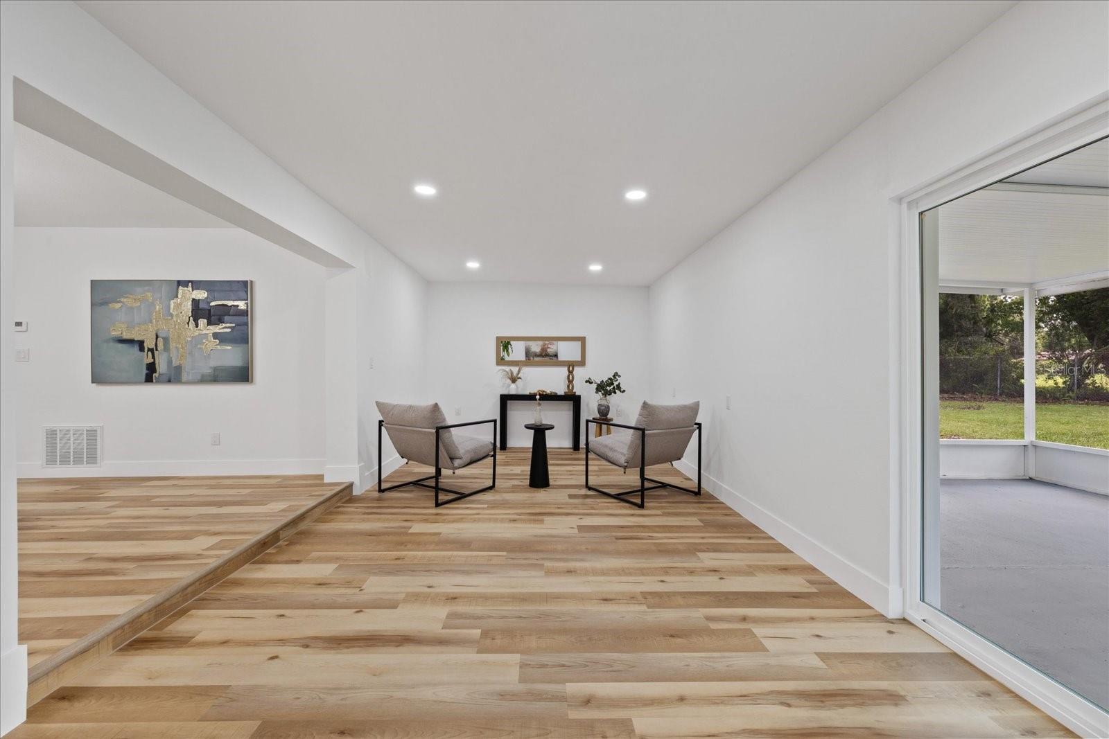 2928 FOREST CIR — photo 20
