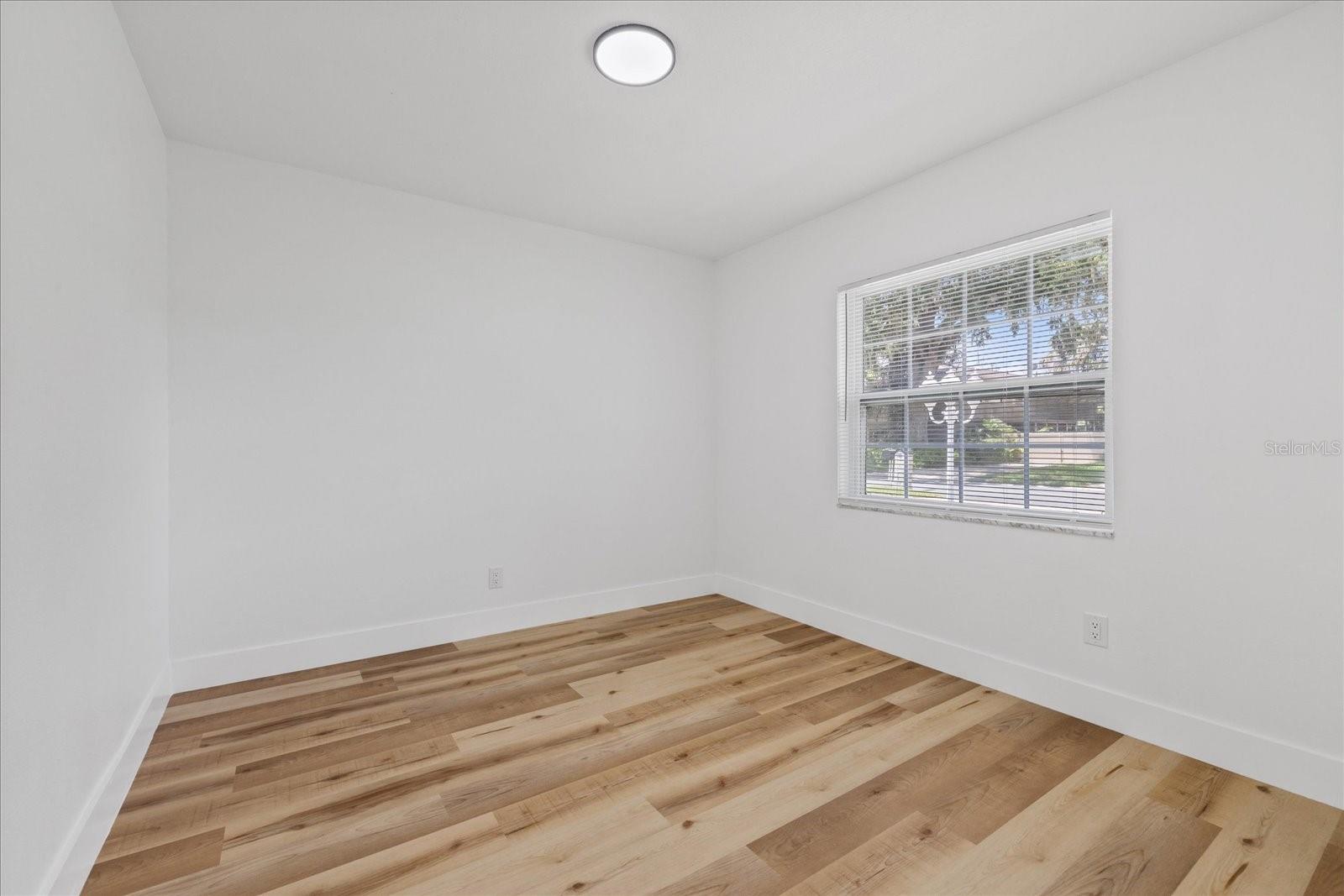 2928 FOREST CIR — photo 43