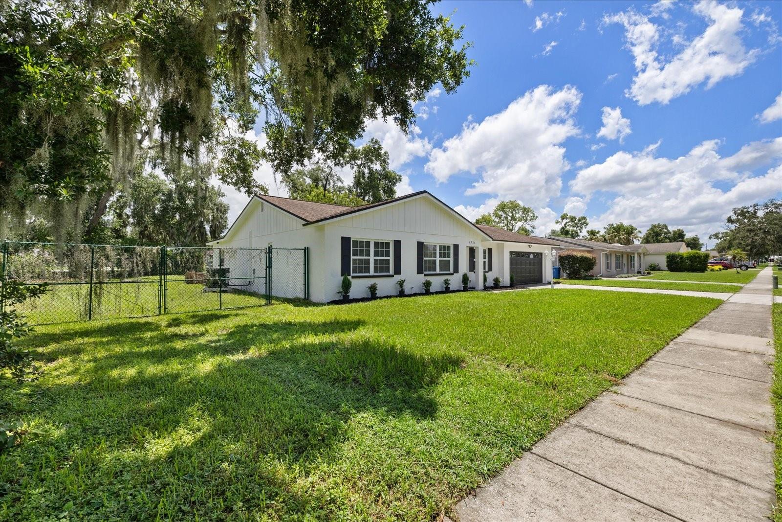 2928 FOREST CIR — photo 4