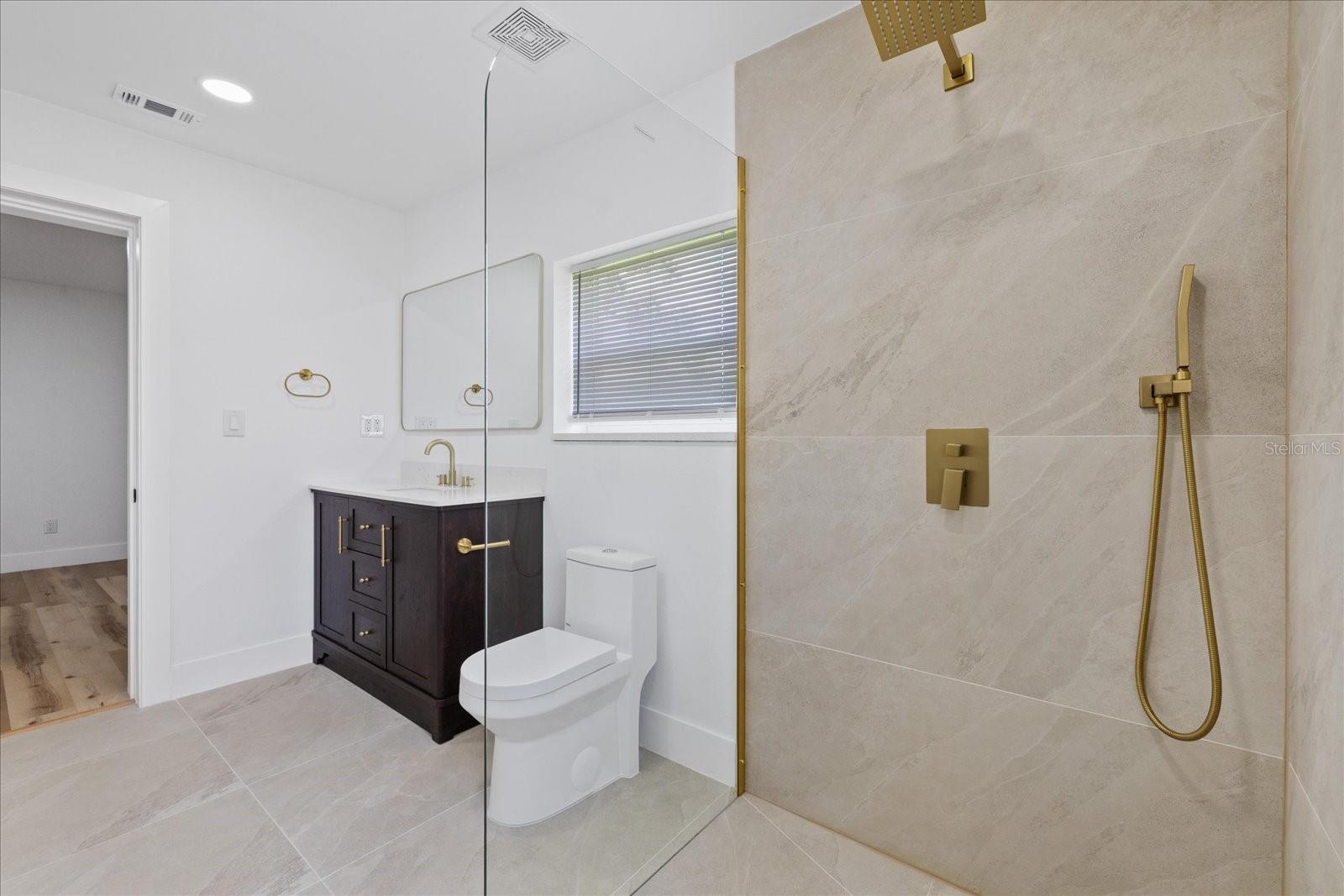 2928 FOREST CIR — photo 37