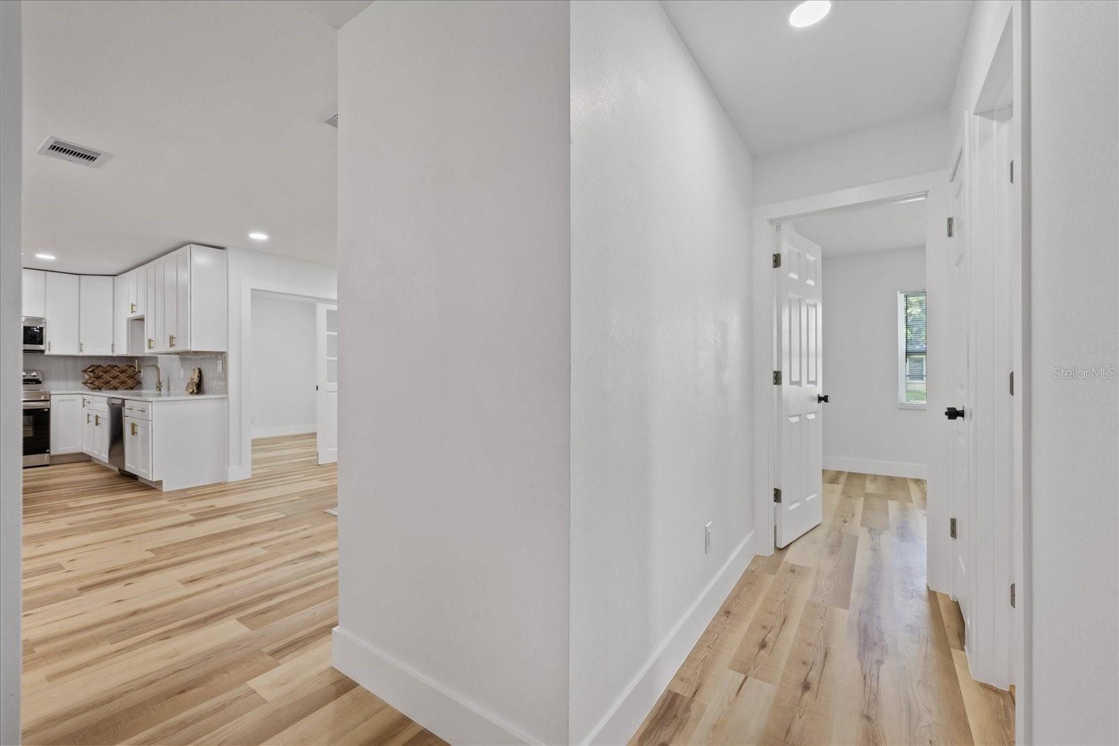 2928 FOREST CIR — photo 39