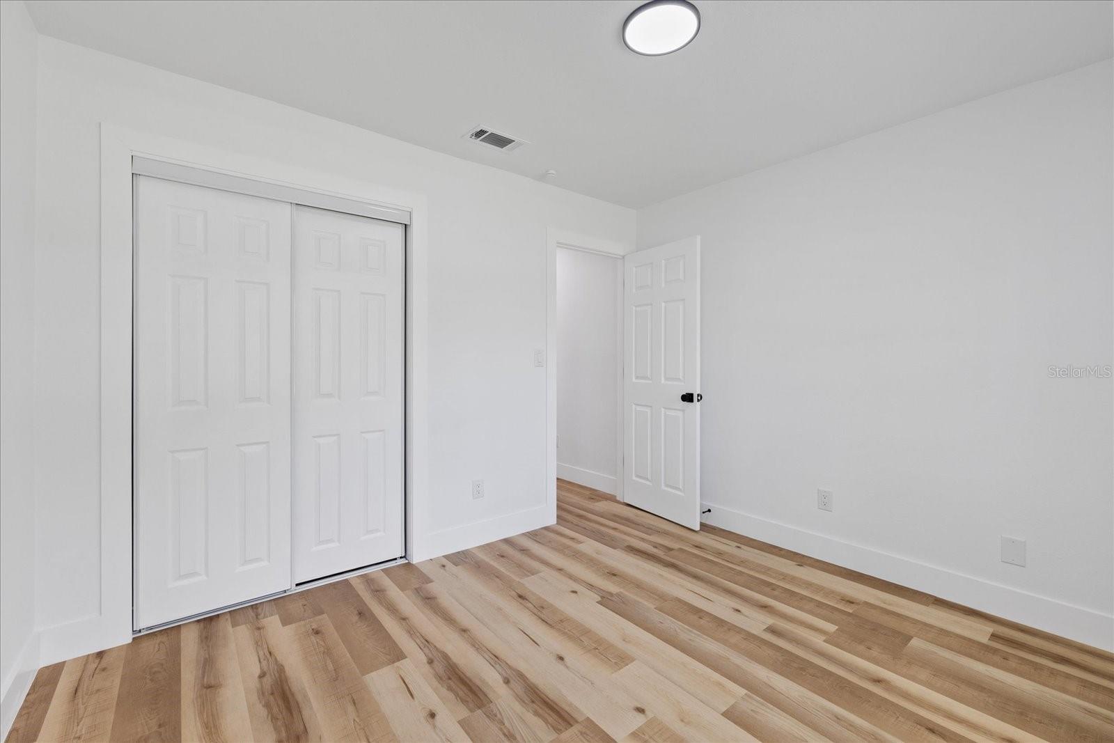 2928 FOREST CIR — photo 40