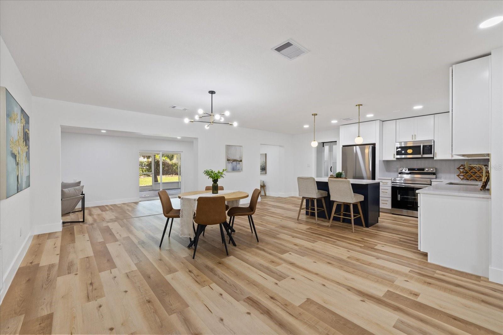 2928 FOREST CIR — photo 16