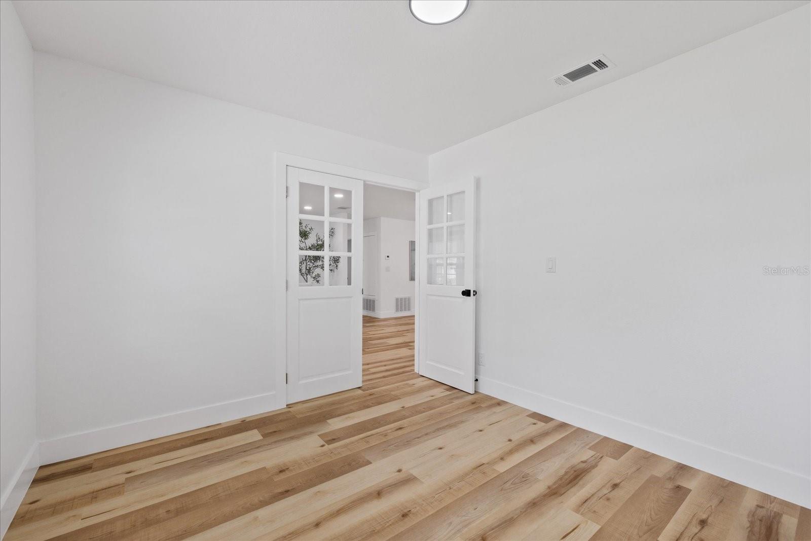 2928 FOREST CIR — photo 44