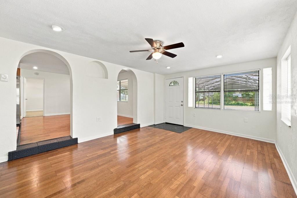 7810 CHAPEL AVE — photo 12