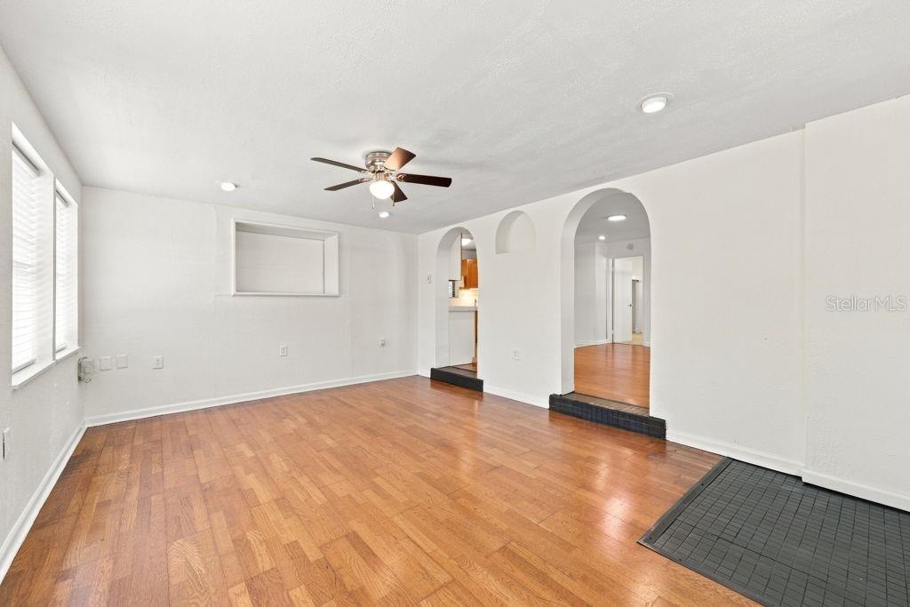 7810 CHAPEL AVE — photo 10