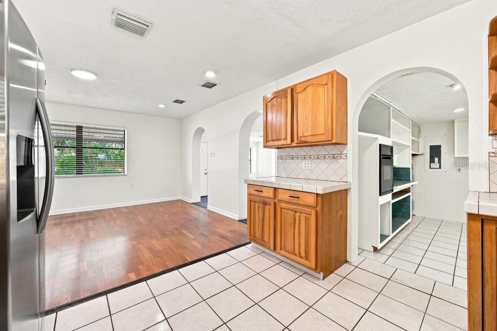 7810 CHAPEL AVE — photo 16