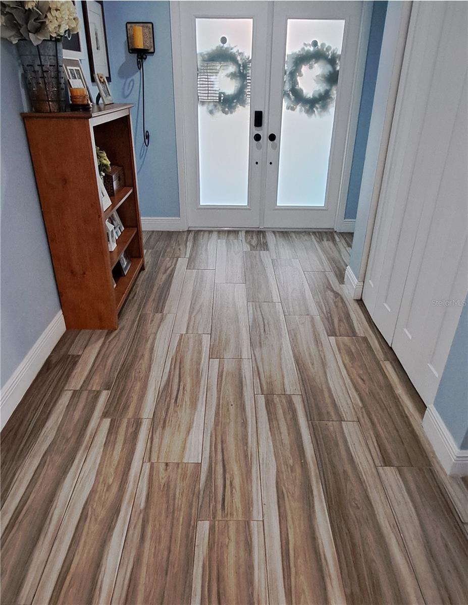 11414 COUNTRY OAKS DR — photo 4