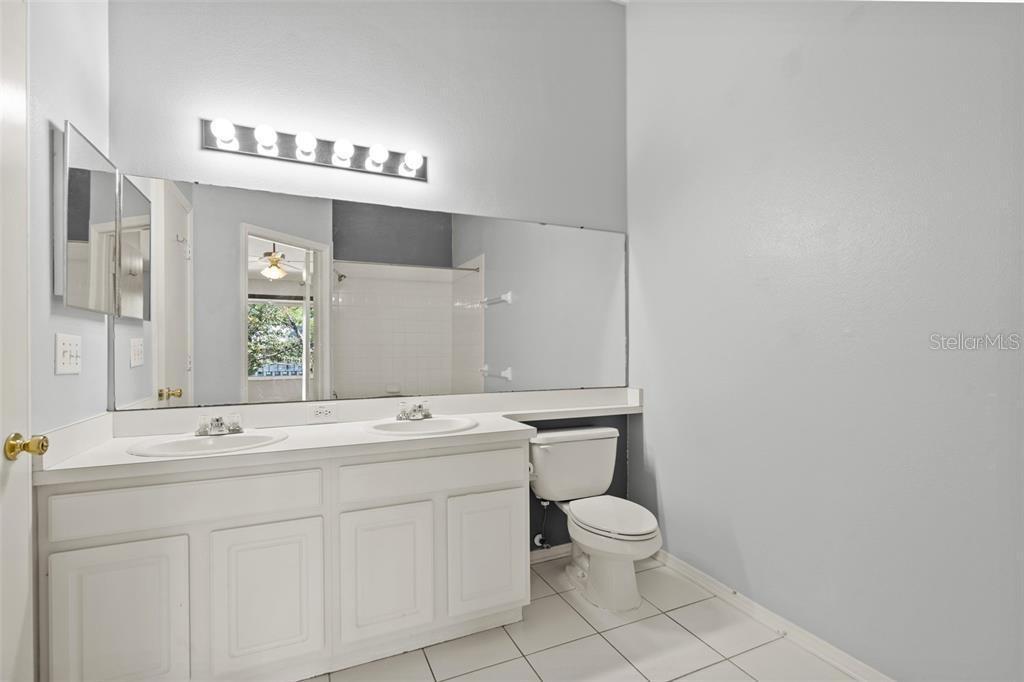 2369 LAKE WOODBERRY CIR — photo 10