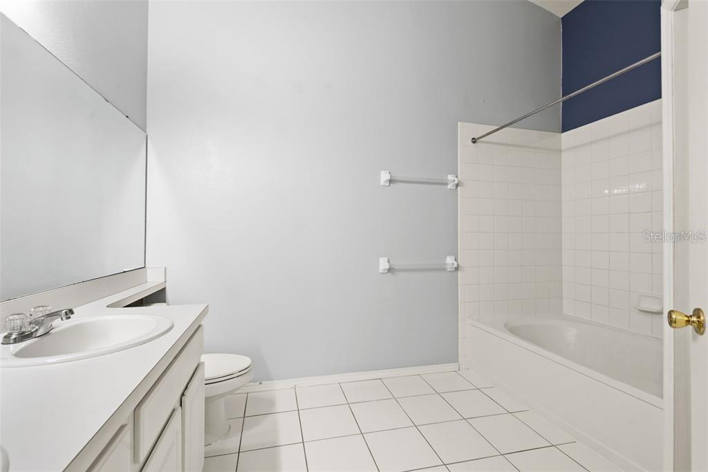 2369 LAKE WOODBERRY CIR — photo 11