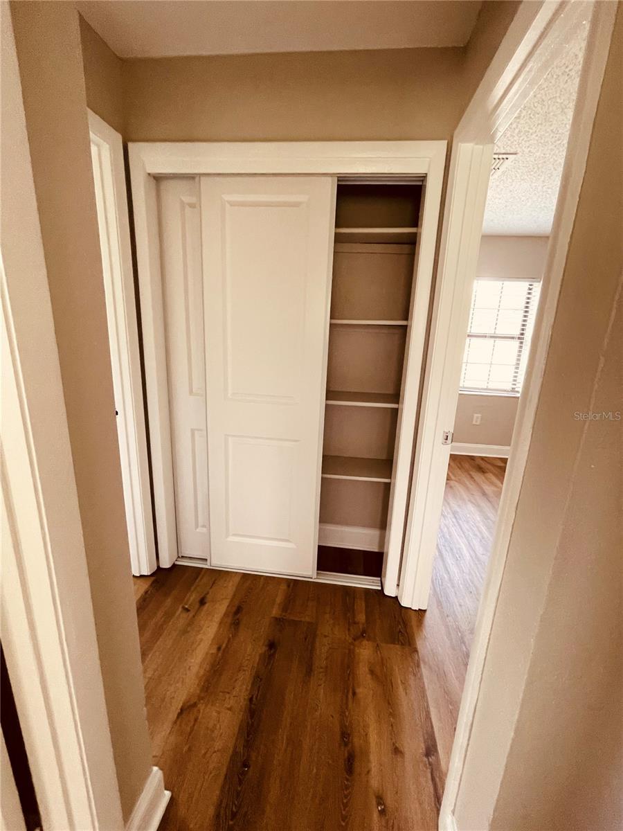 3210 LAUREL LN — photo 16