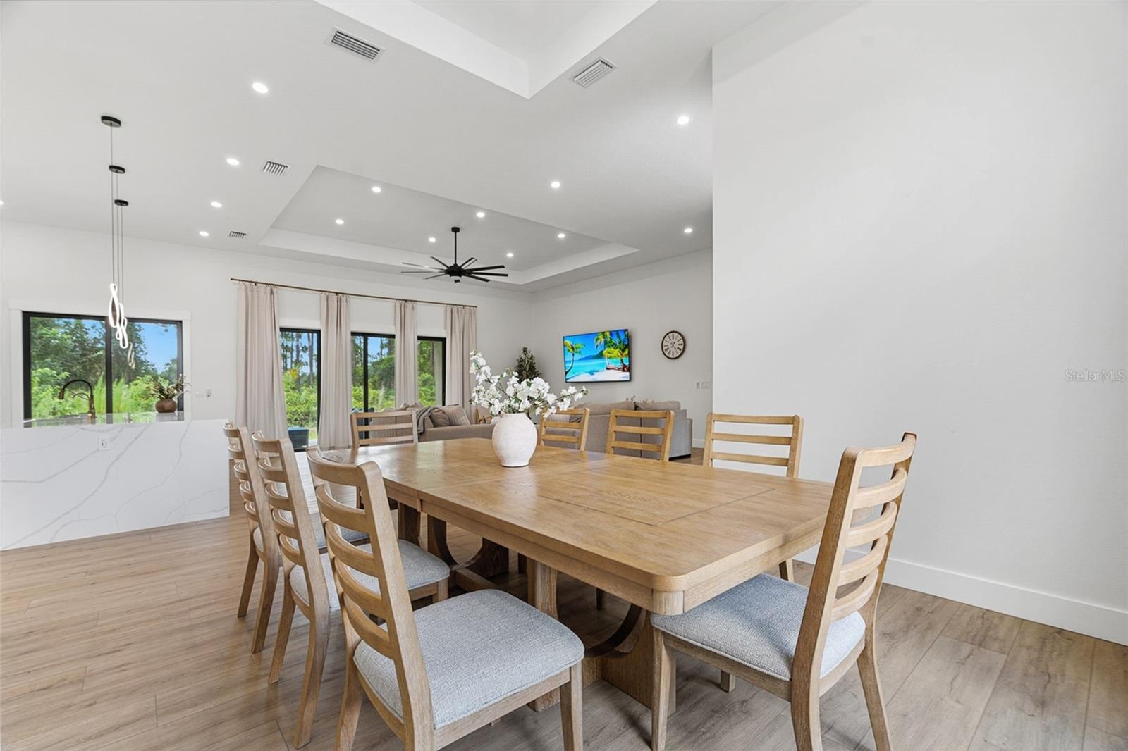 2777 LUCAYA AVE — photo 4