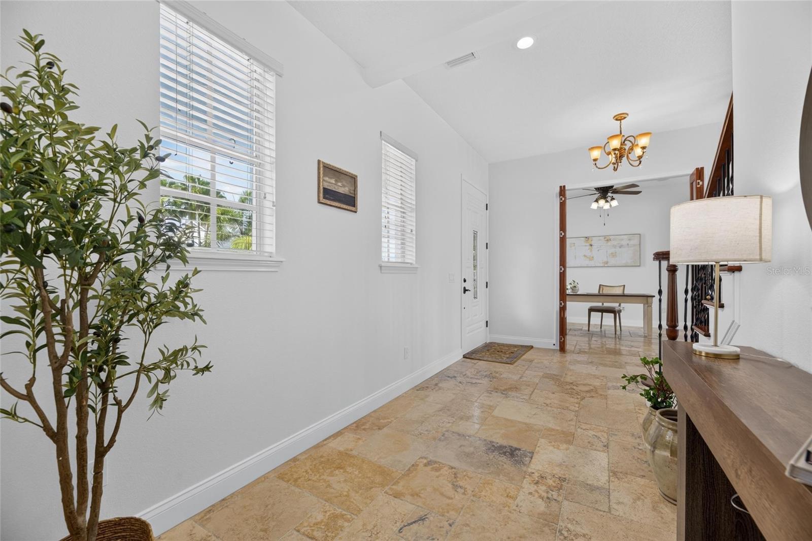 715 ISLEBAY DR — photo 16