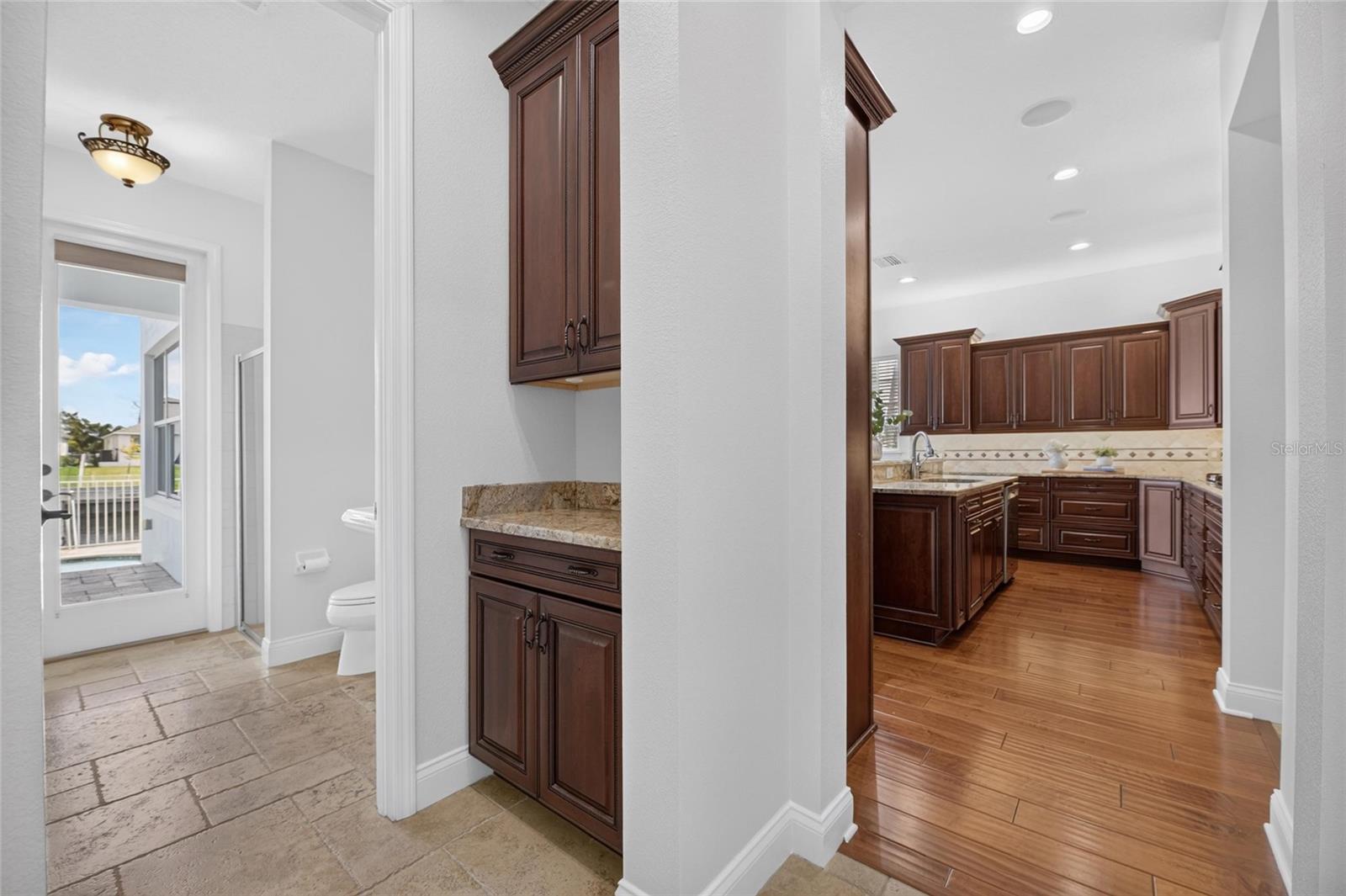 715 ISLEBAY DR — photo 41