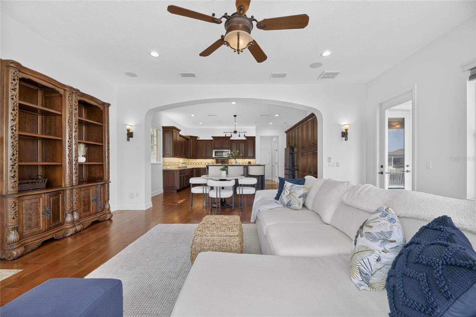715 ISLEBAY DR — photo 56