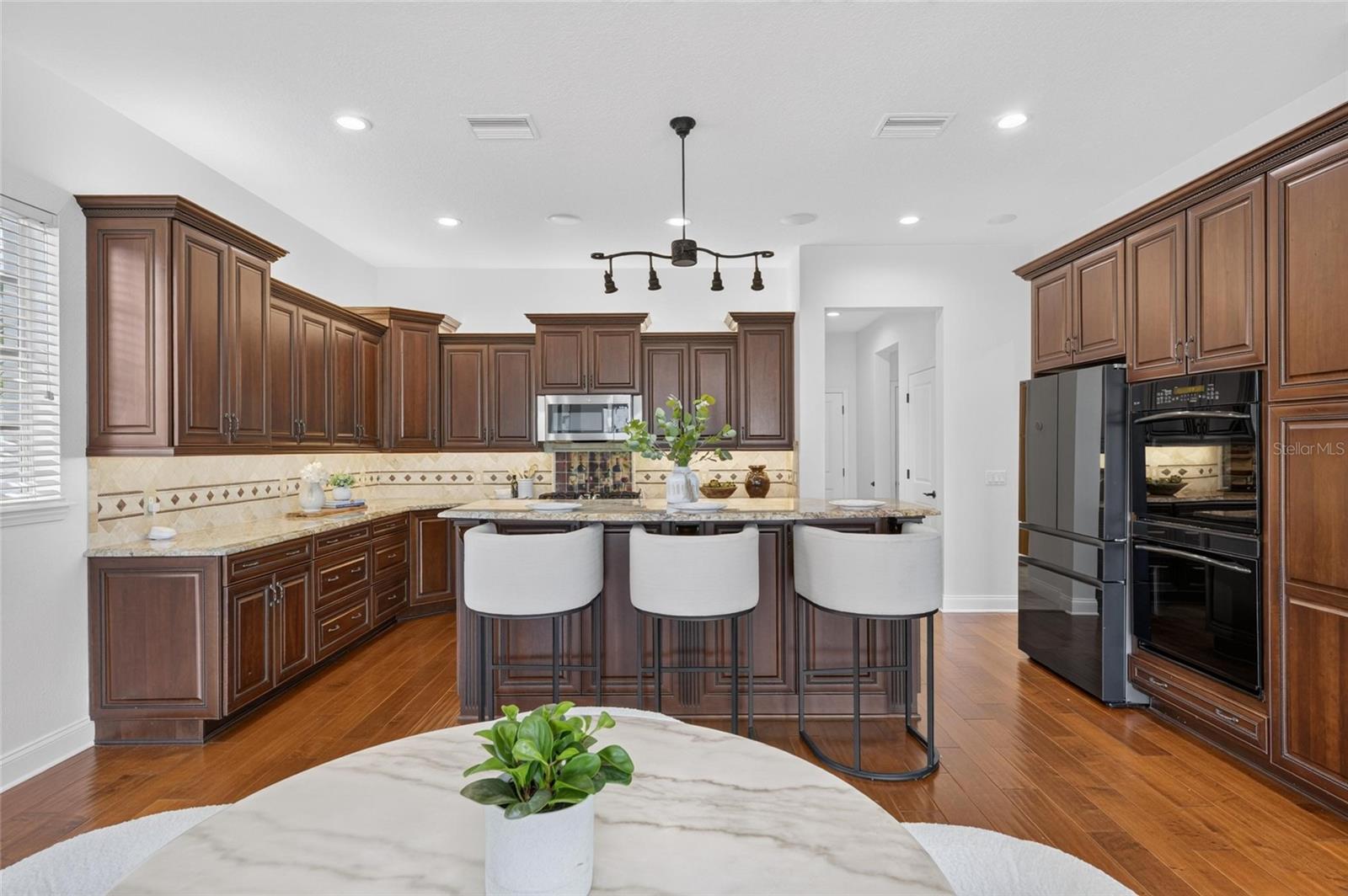 715 ISLEBAY DR — photo 48