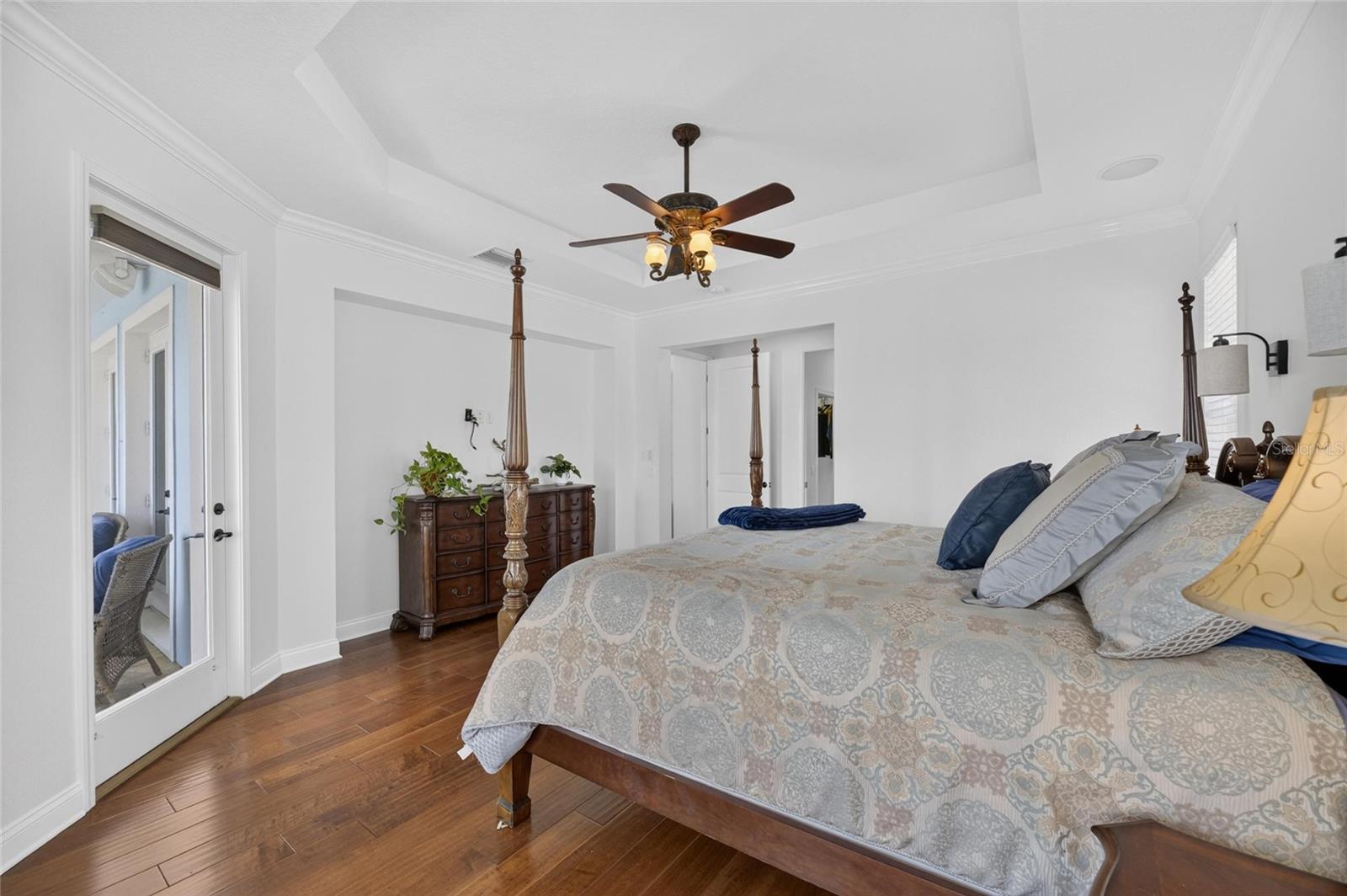 715 ISLEBAY DR — photo 35