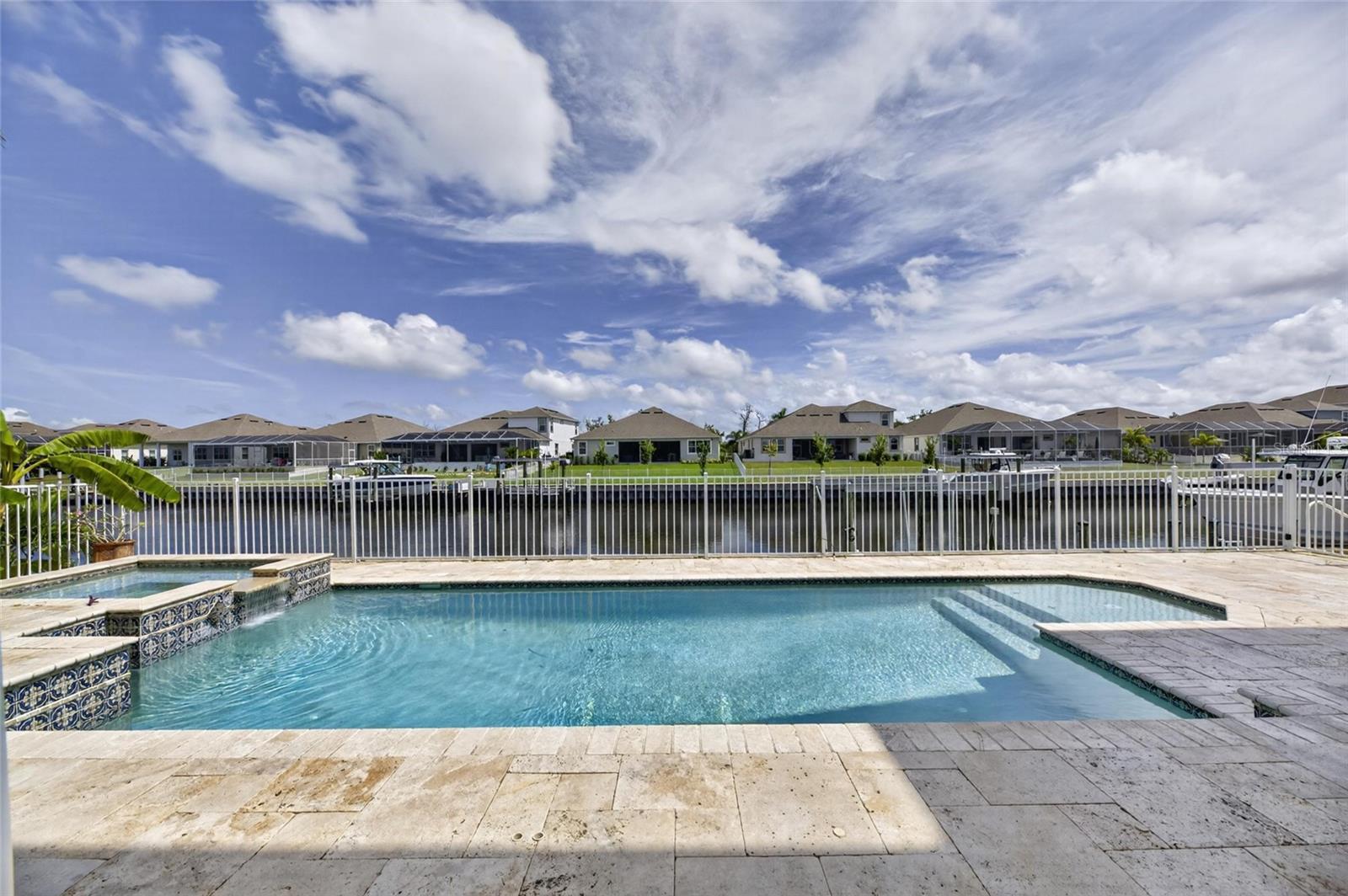 715 ISLEBAY DR — photo 3