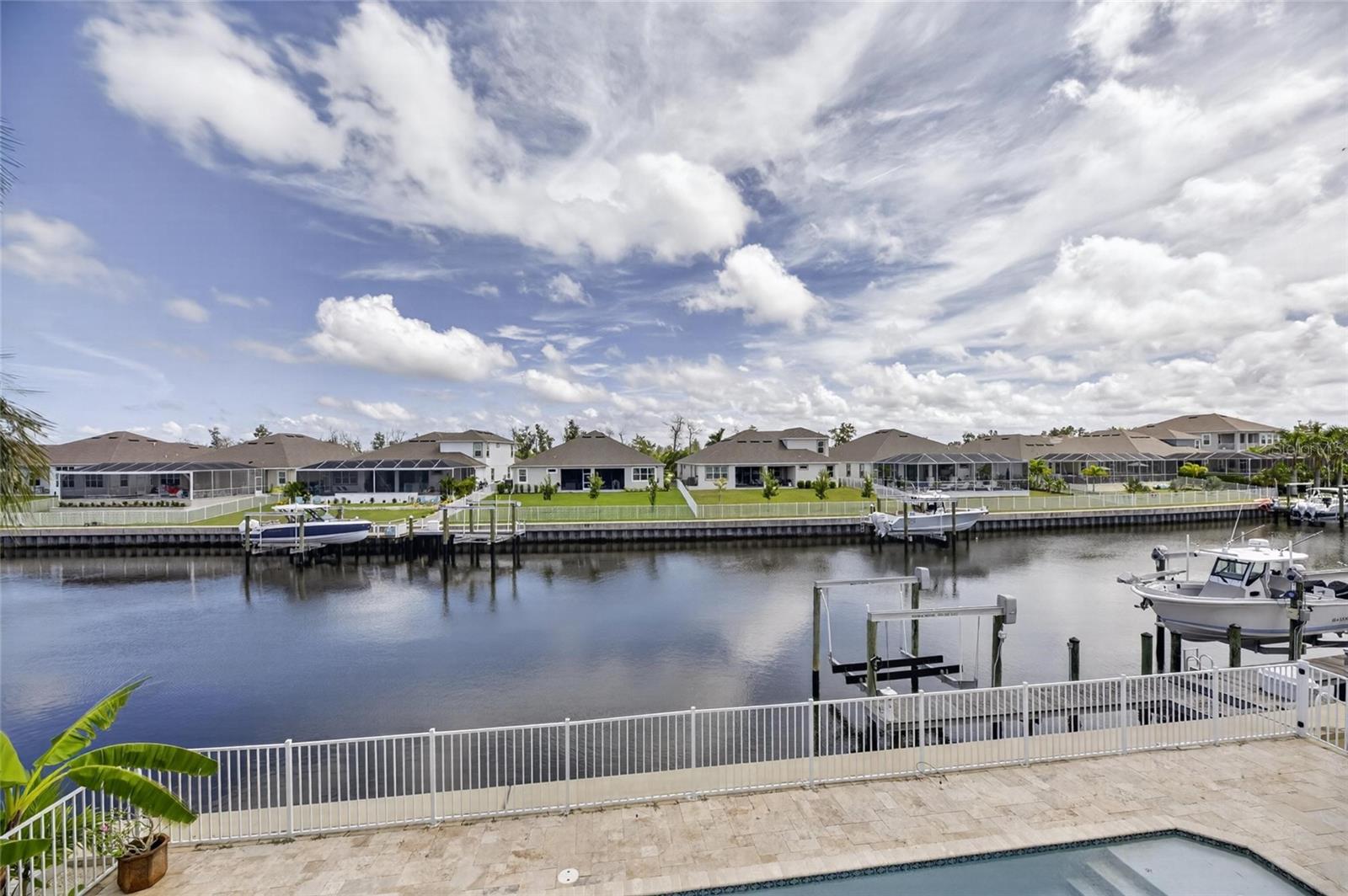 715 ISLEBAY DR — photo 83