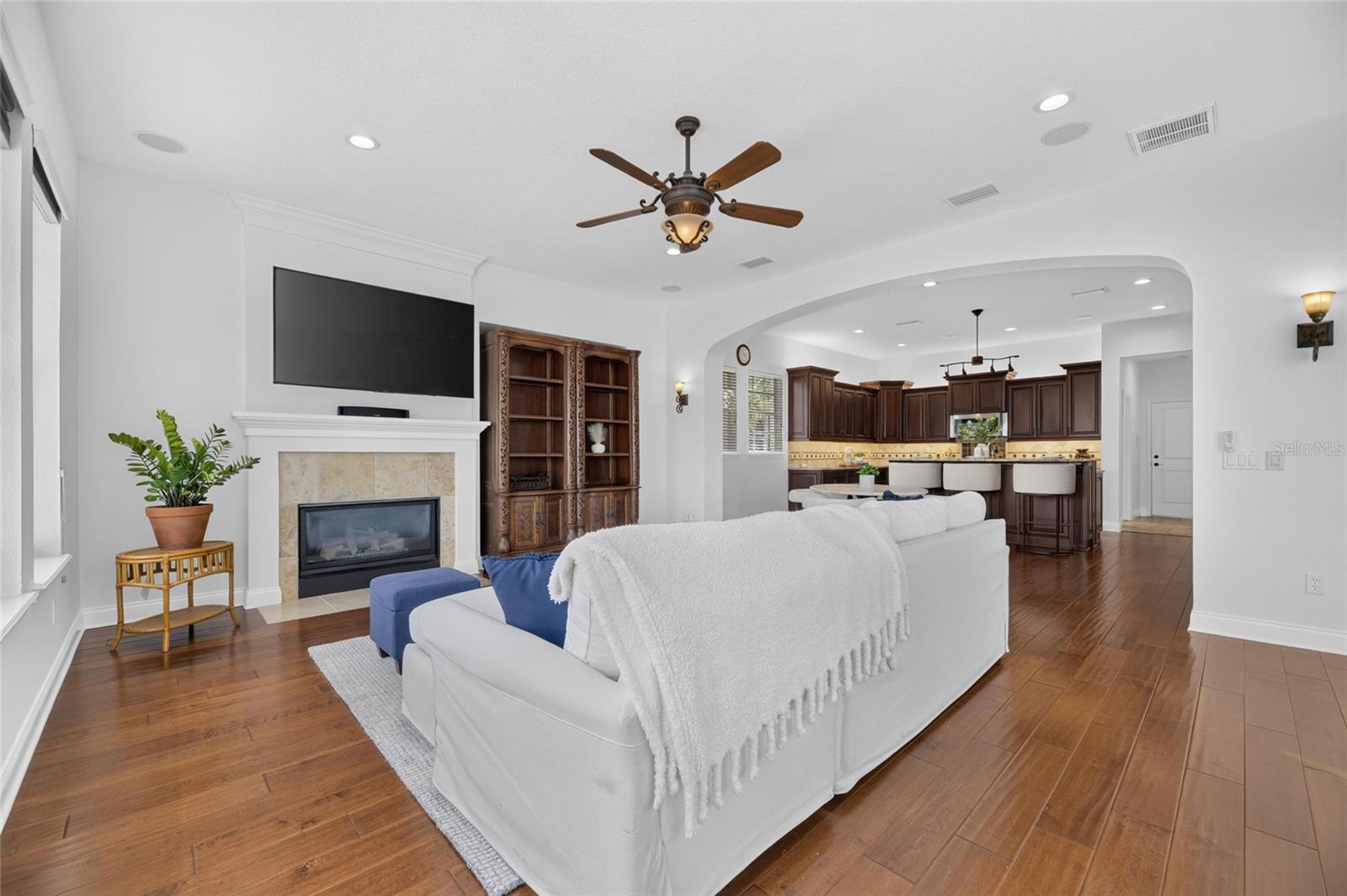 715 ISLEBAY DR — photo 55