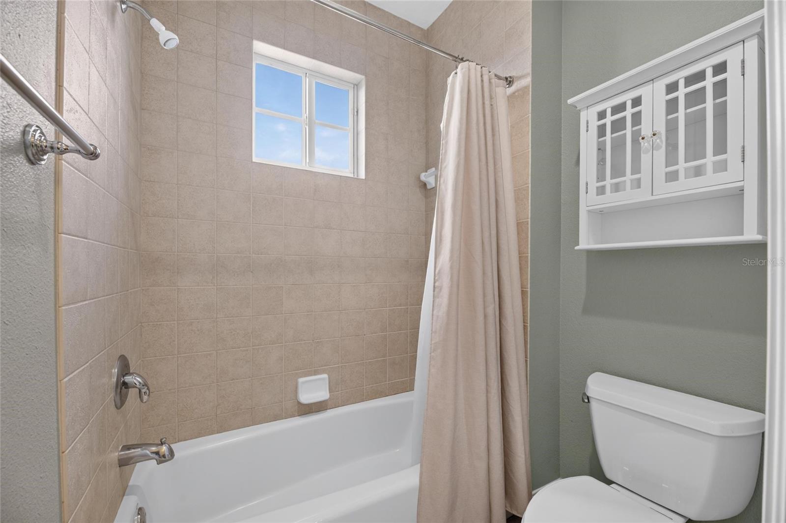 715 ISLEBAY DR — photo 78