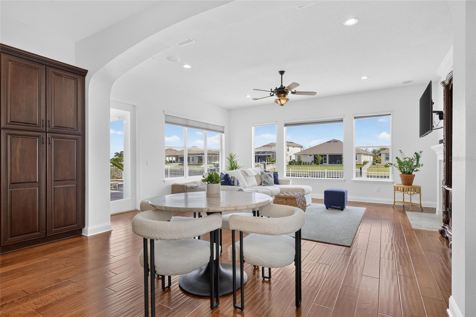 715 ISLEBAY DR — photo 52