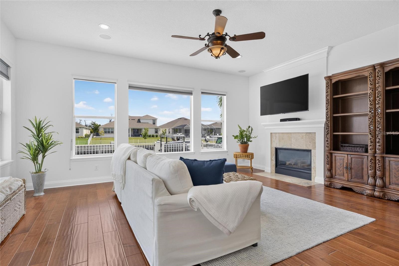 715 ISLEBAY DR — photo 54