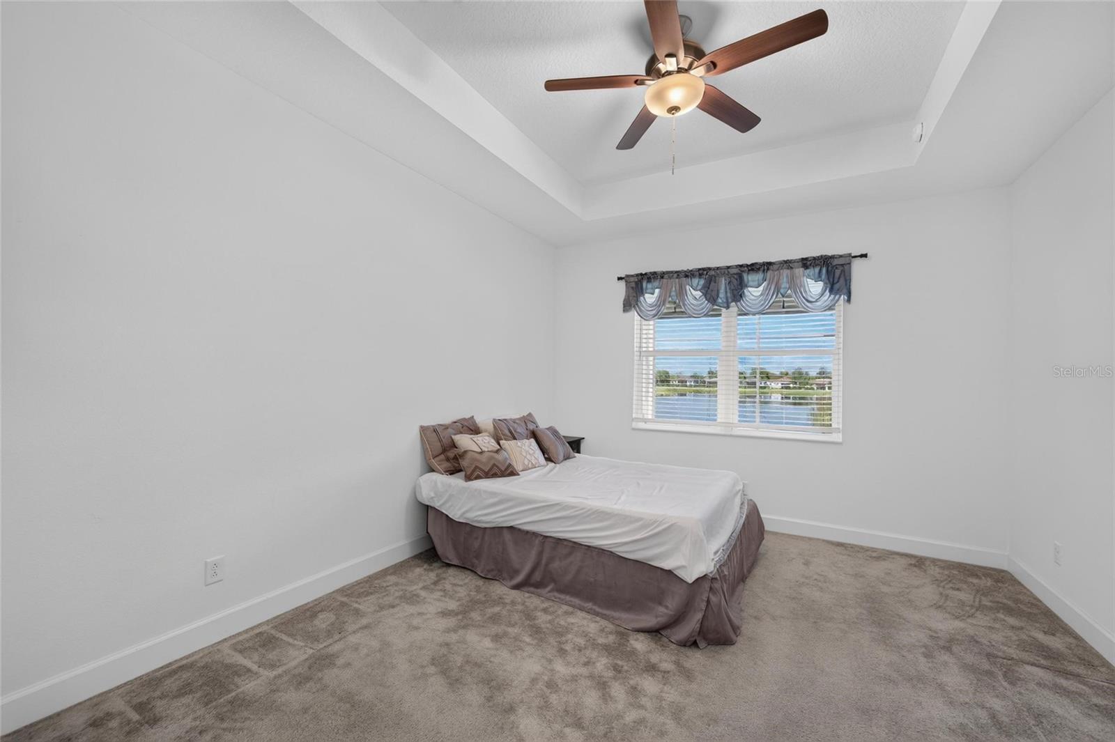 15412 SANTA POLA DR — photo 25