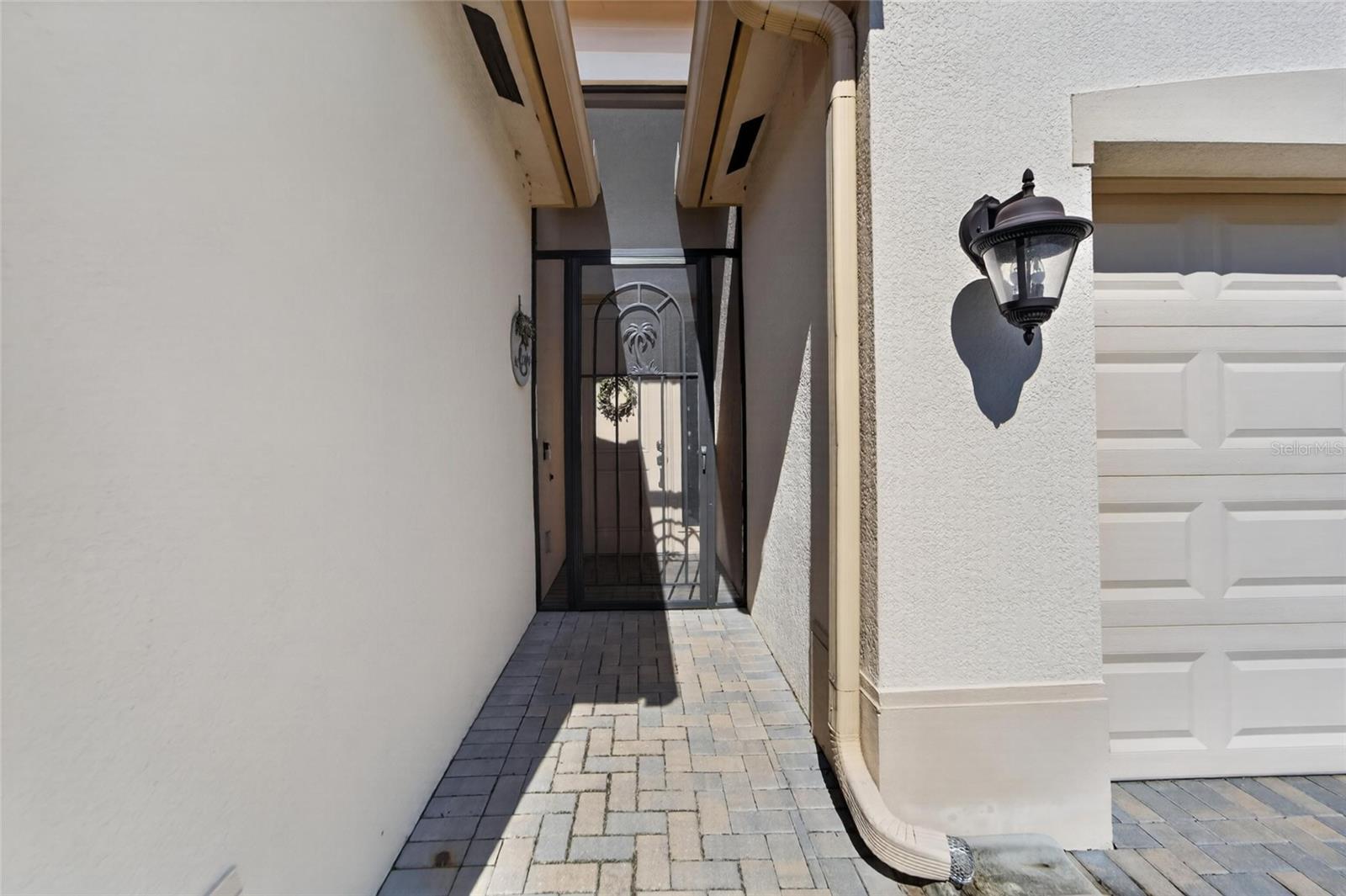 15412 SANTA POLA DR — photo 9