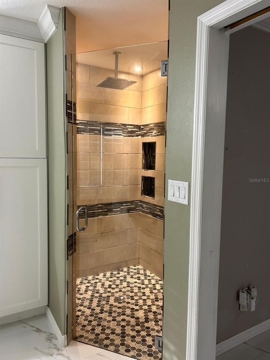 9724 TOM FOLSOM RD — photo 25