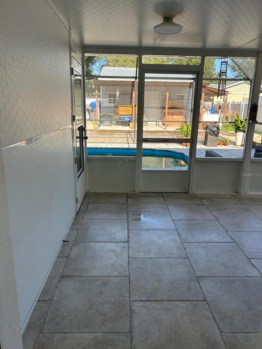 9724 TOM FOLSOM RD — photo 27