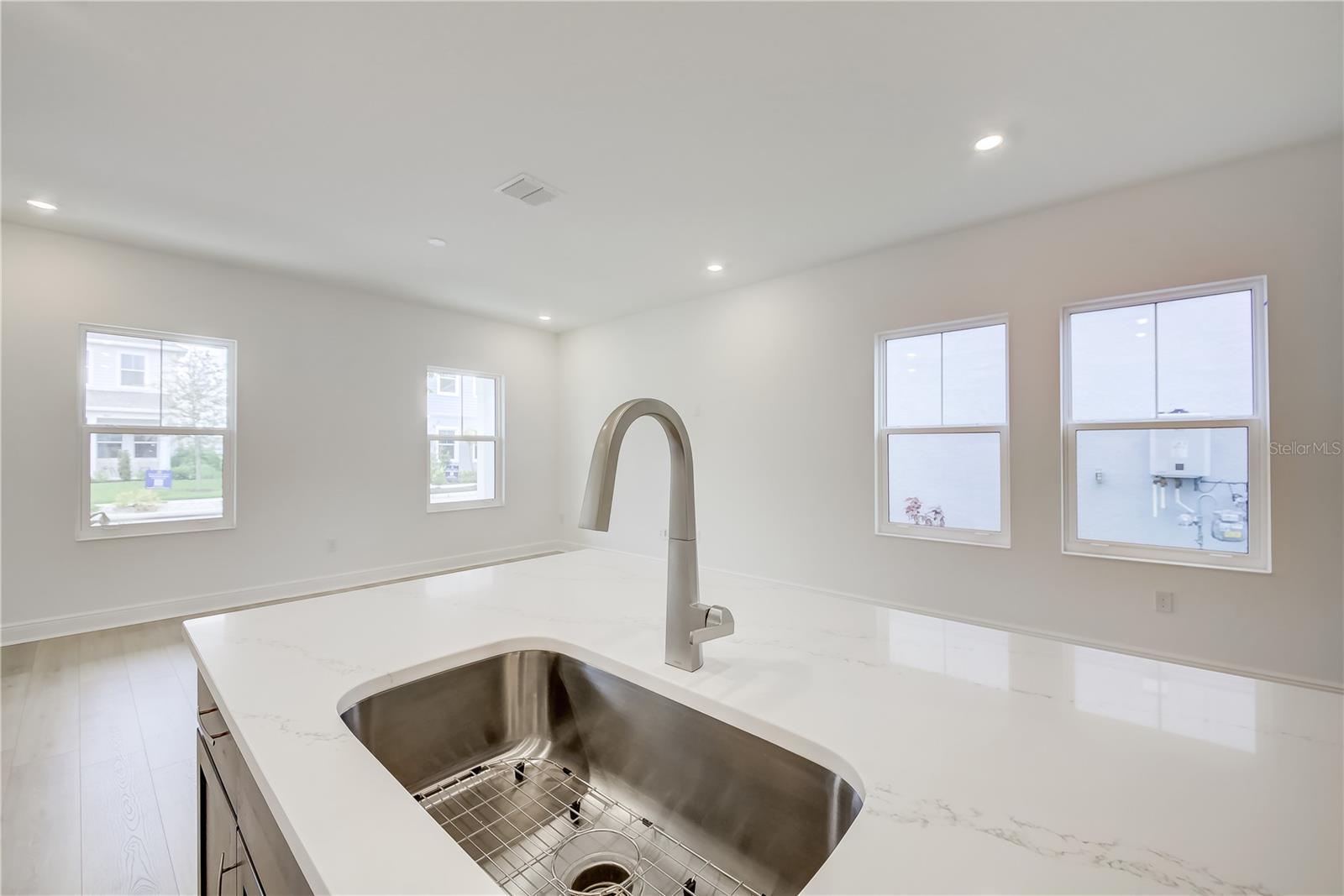 9131 WALCOTT LN — photo 21