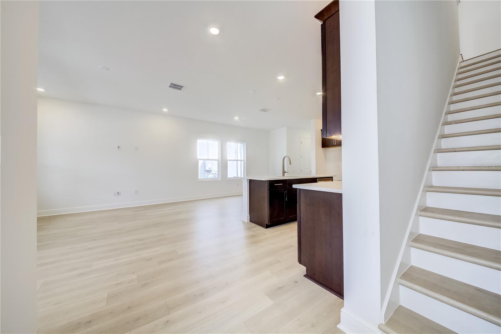9131 WALCOTT LN — photo 32