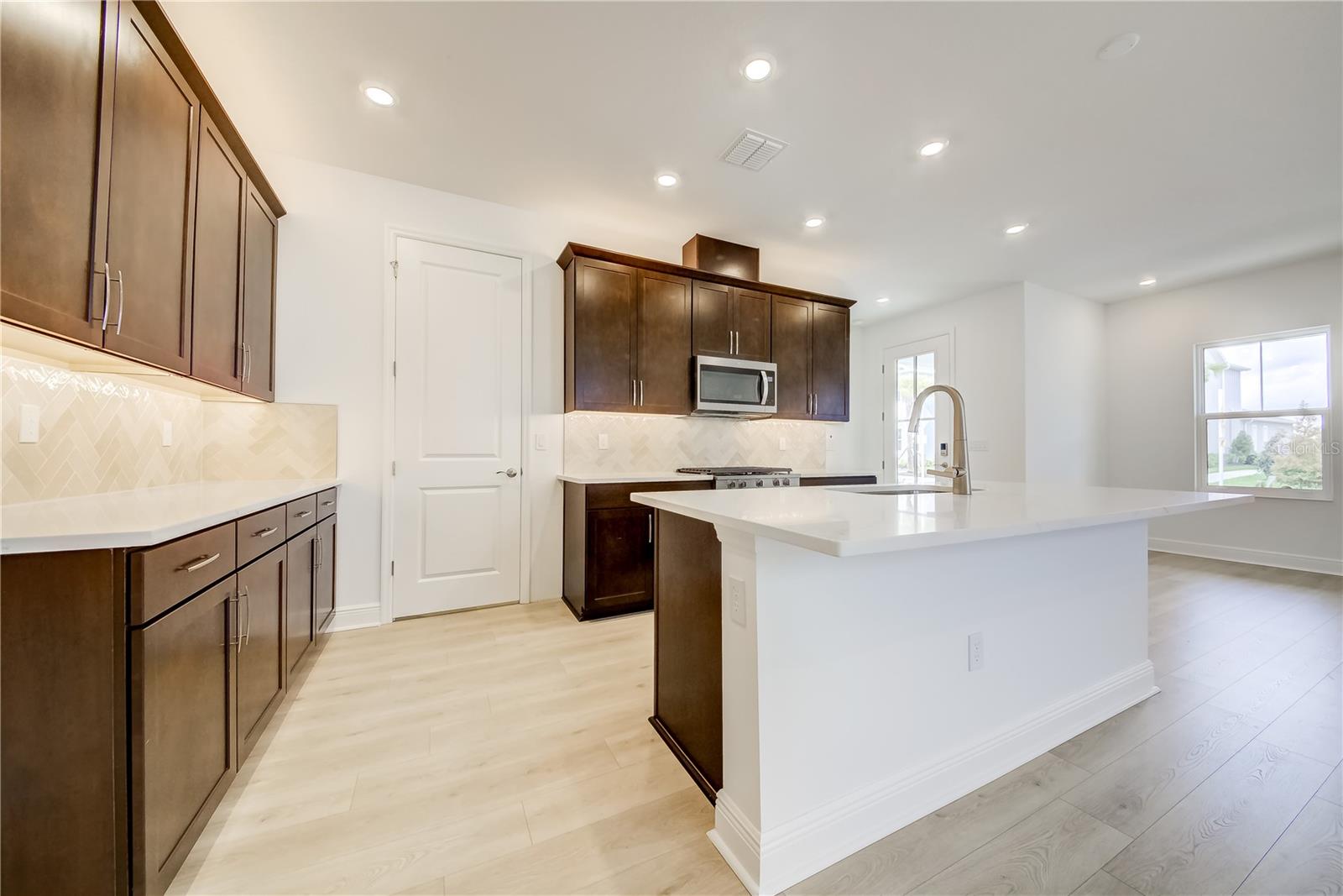 9131 WALCOTT LN — photo 16