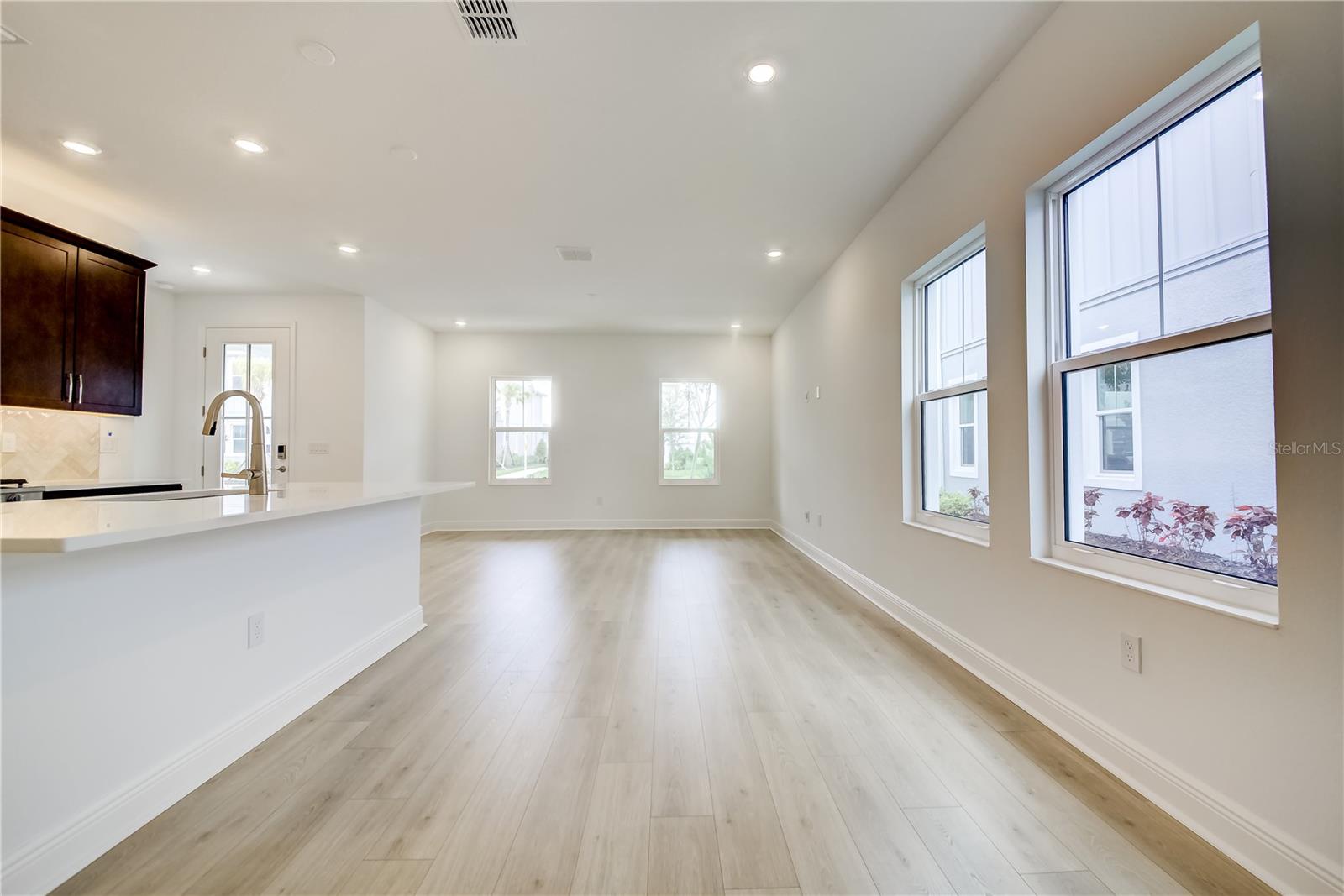 9131 WALCOTT LN — photo 23