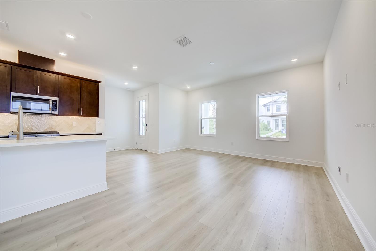 9131 WALCOTT LN — photo 11