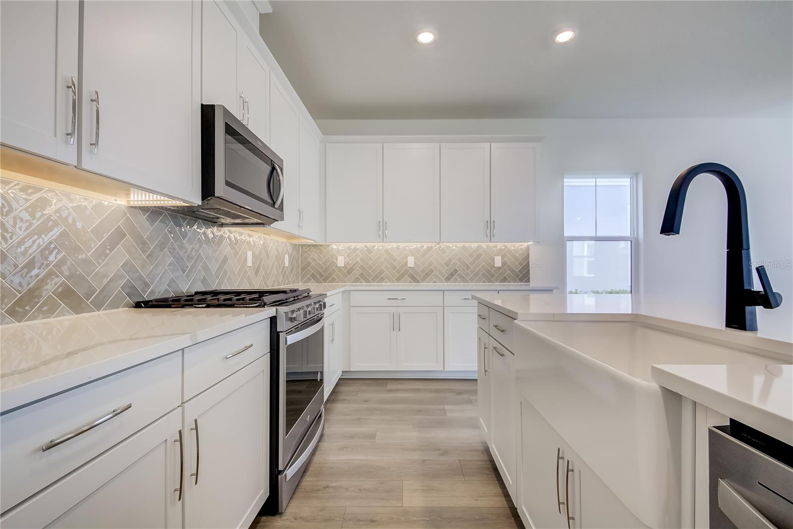 9116 WALCOTT LN — photo 19