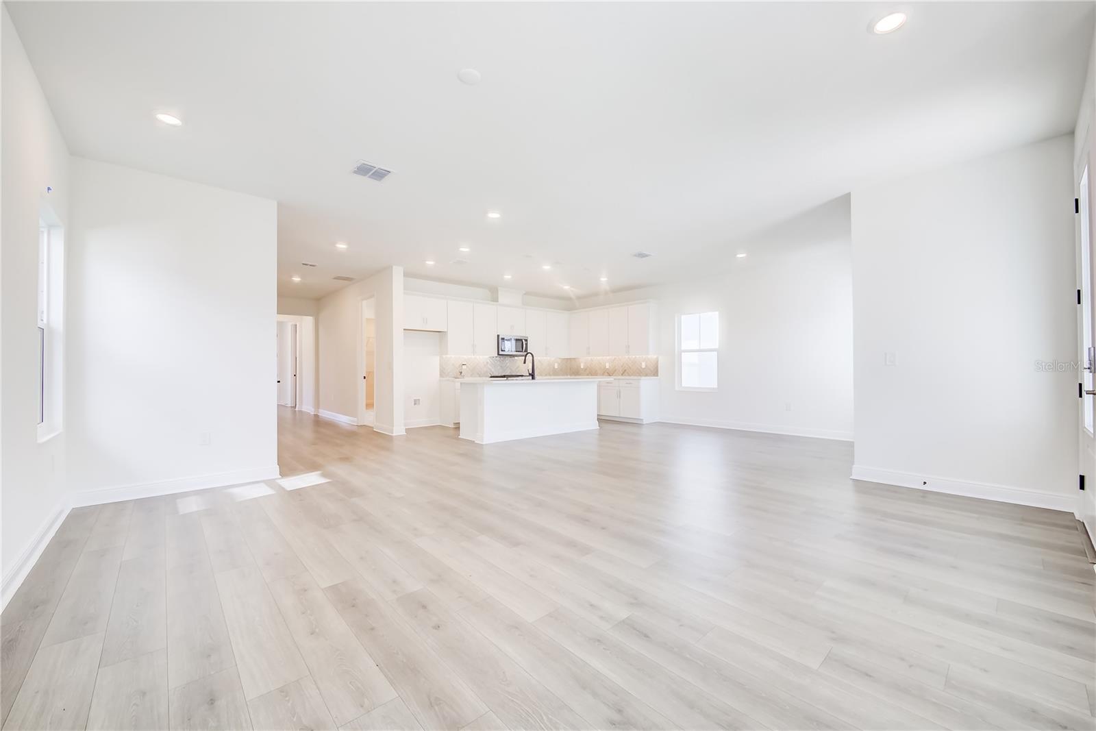 9116 WALCOTT LN — photo 7