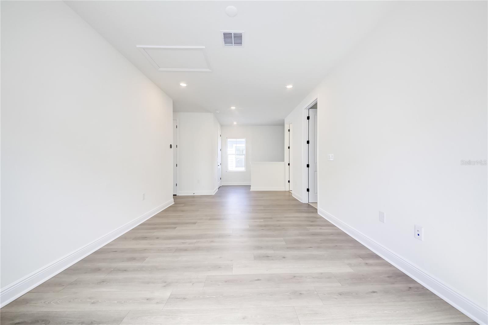 9116 WALCOTT LN — photo 37