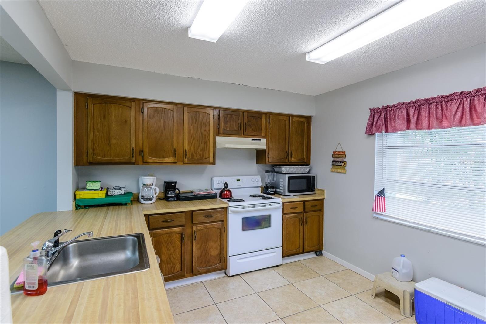 1139 ORANGE TREE CIR E #A — photo 21