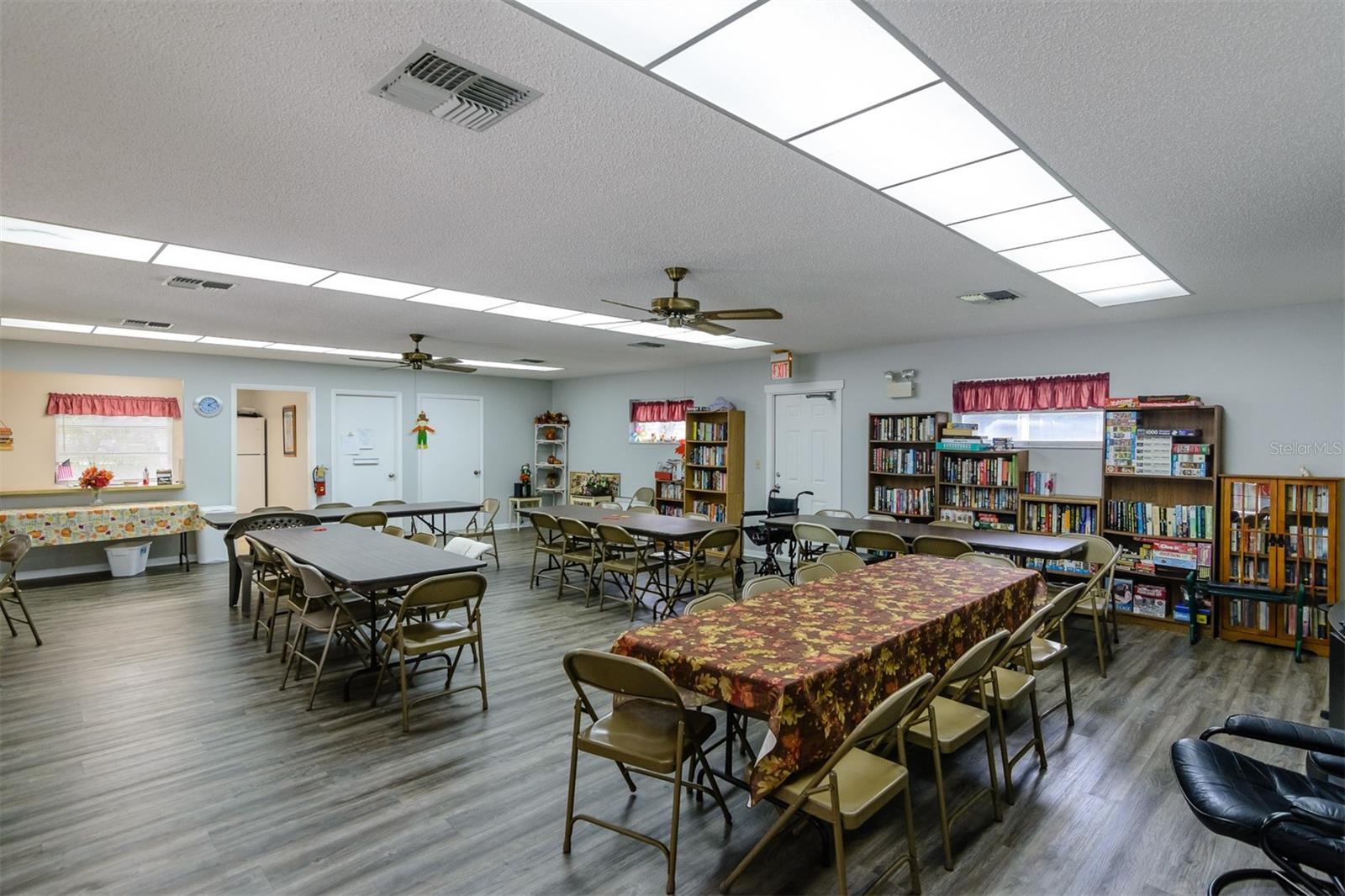 1139 ORANGE TREE CIR E #A — photo 25
