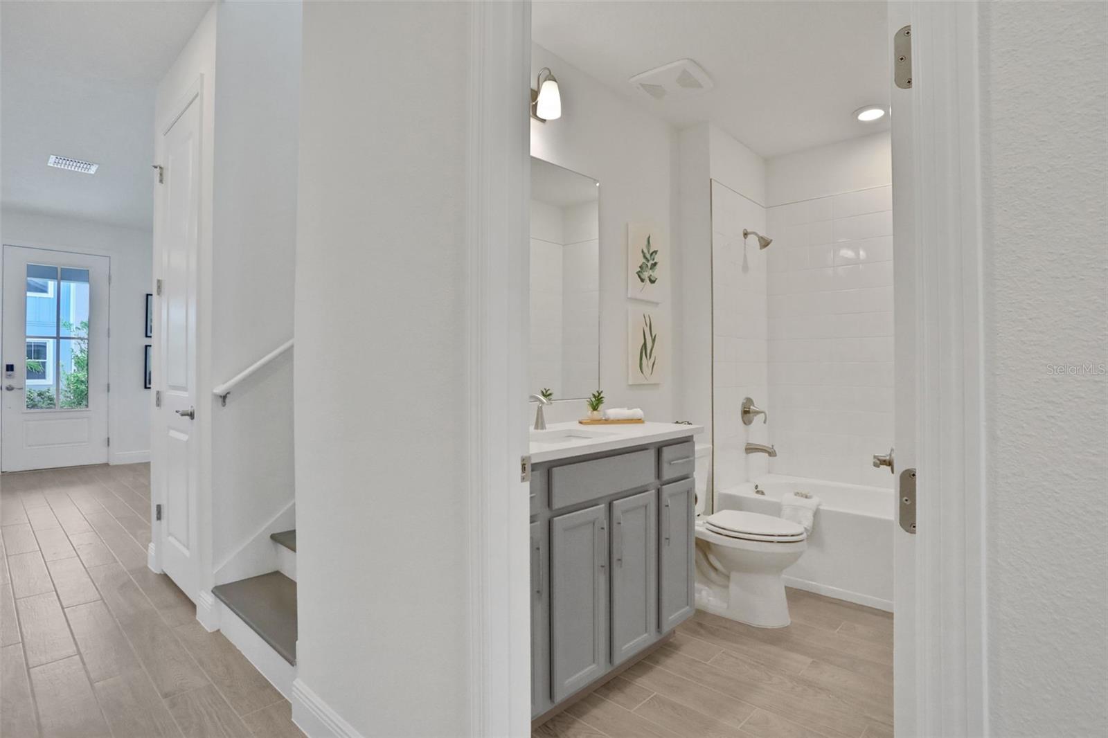 9124 WALCOTT LN — photo 11