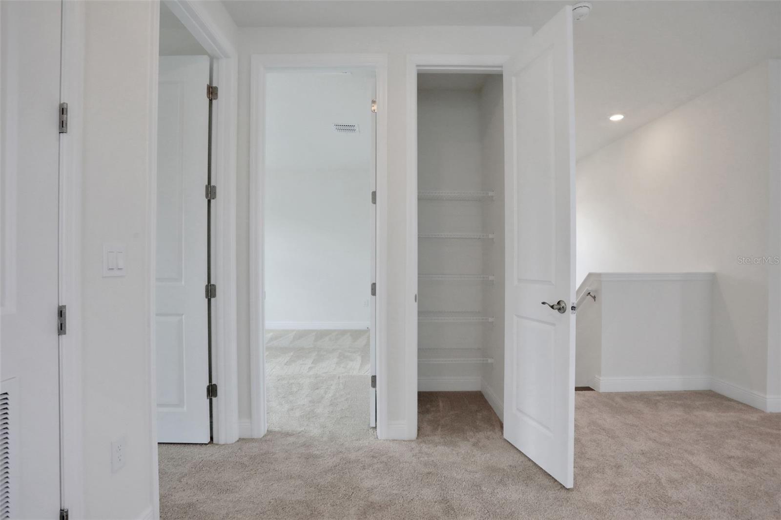 9124 WALCOTT LN — photo 24