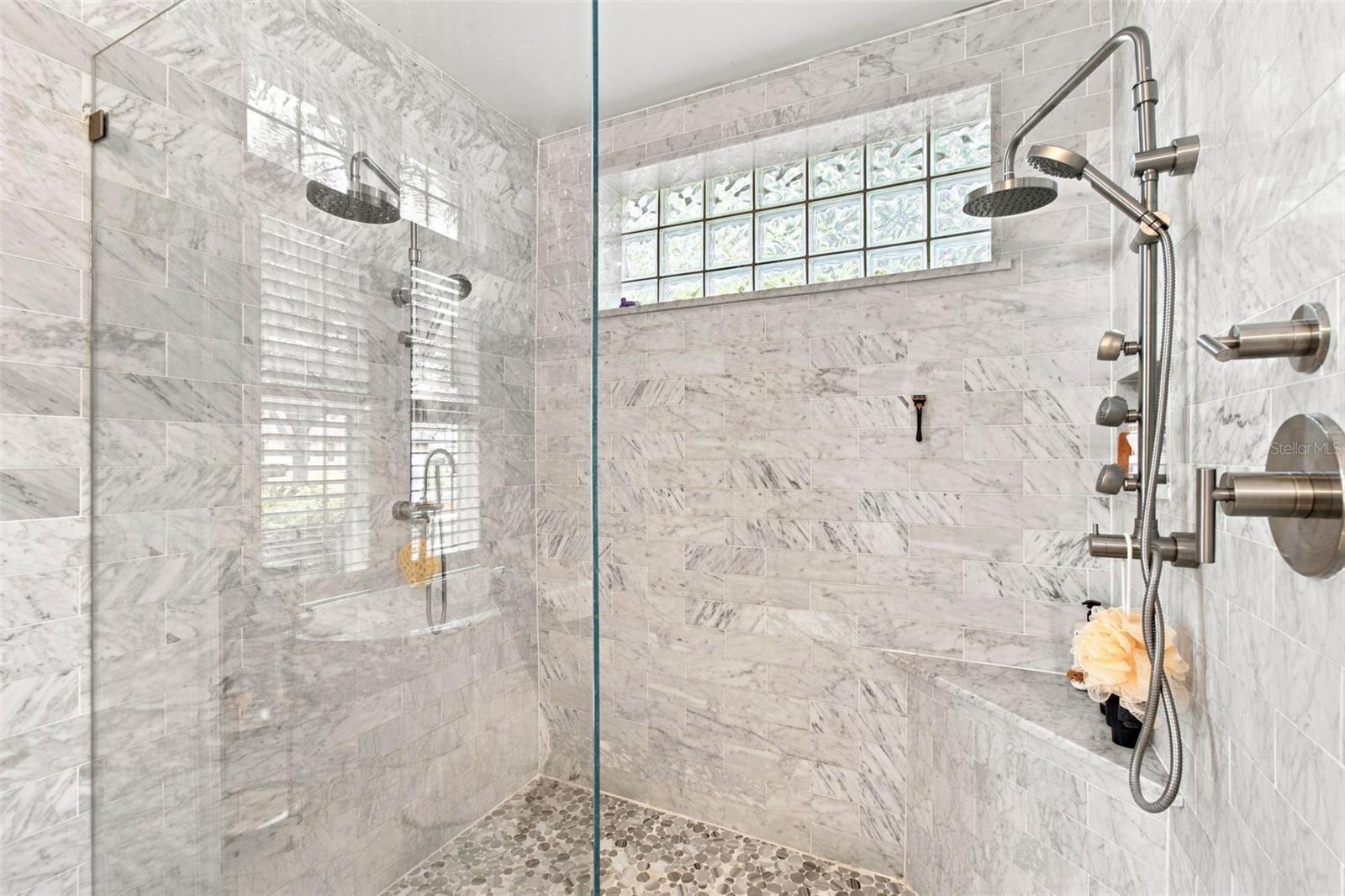 9212 PINE ISLAND CT — photo 31