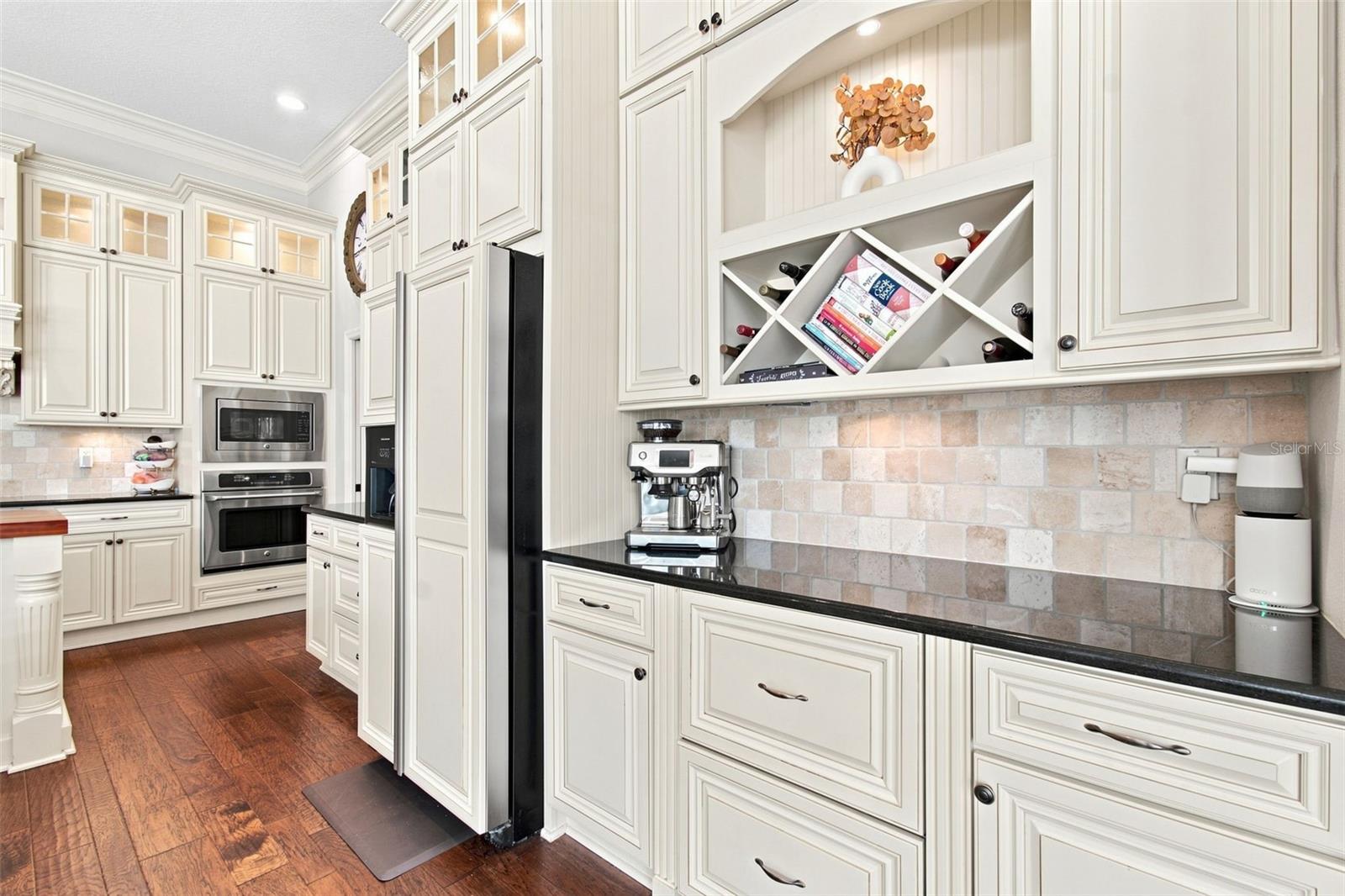 9212 PINE ISLAND CT — photo 17