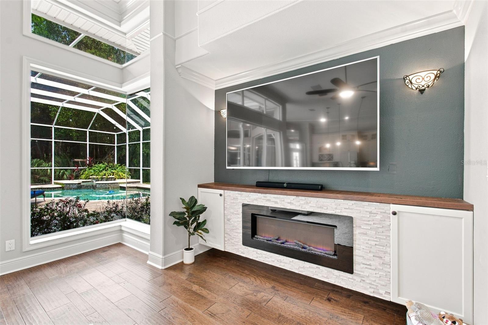 9212 PINE ISLAND CT — photo 21