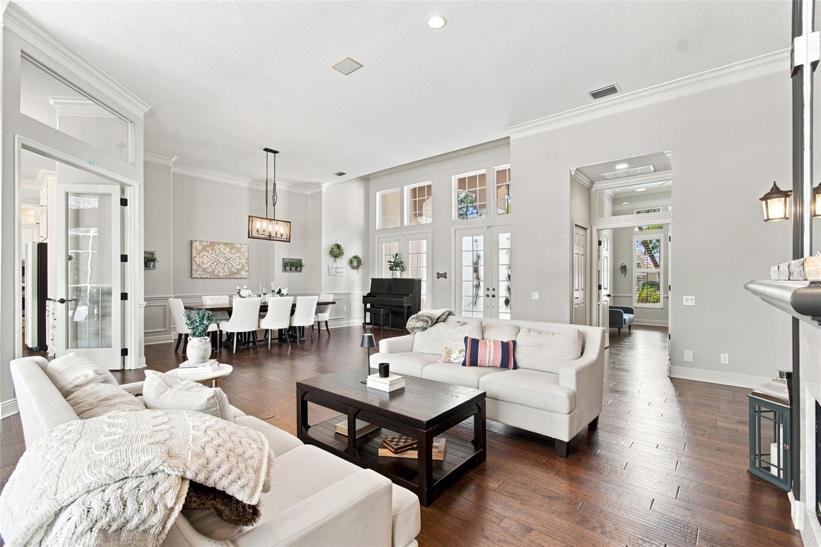 9212 PINE ISLAND CT — photo 10