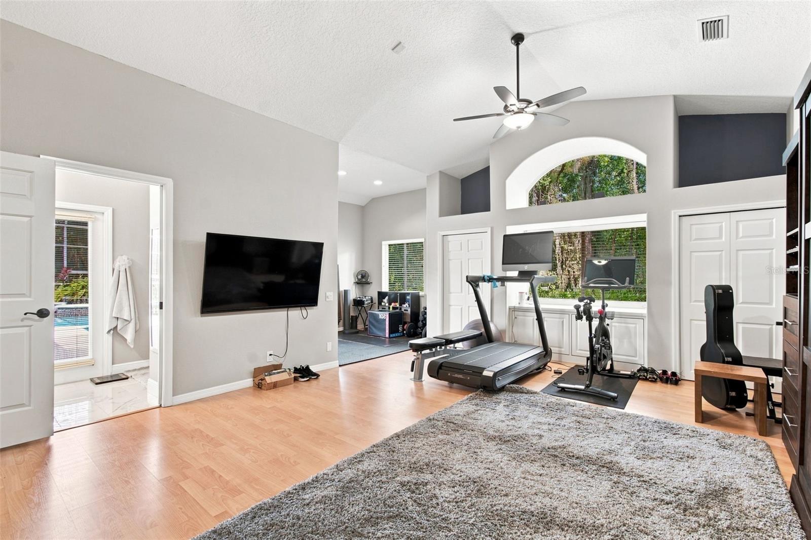 9212 PINE ISLAND CT — photo 49