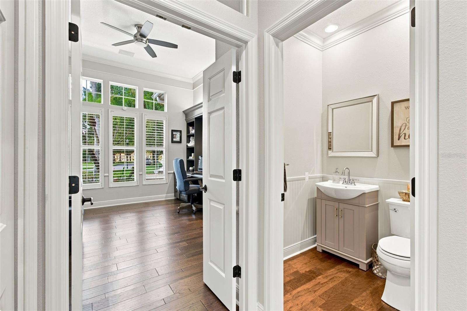 9212 PINE ISLAND CT — photo 38